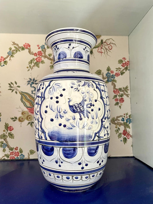 Blue & White Peacock Ceramic Vase – Hand‑Painted, 27 cm
